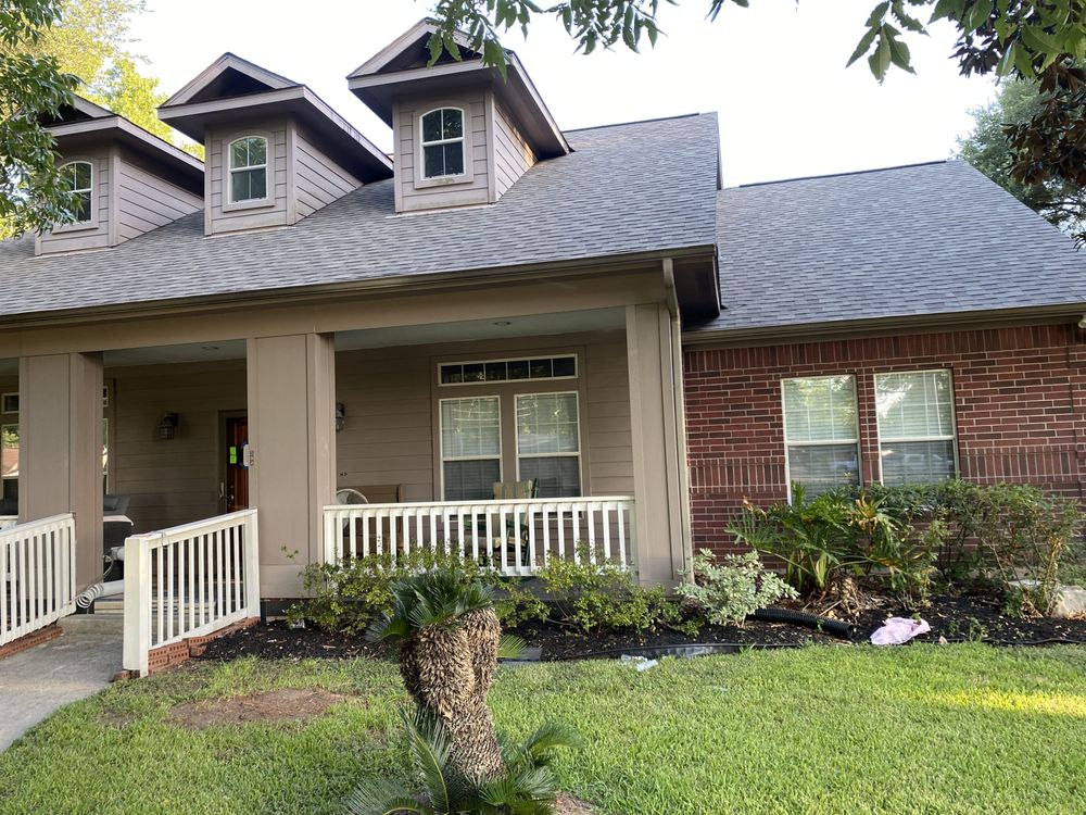 Slide of Natchez Roofing