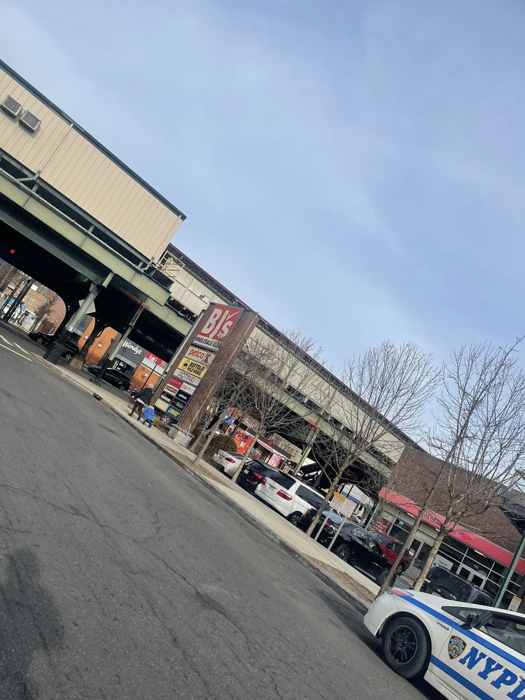 RIVERDALE CROSSING Updated August 2024 237th W St, Bronx, New York