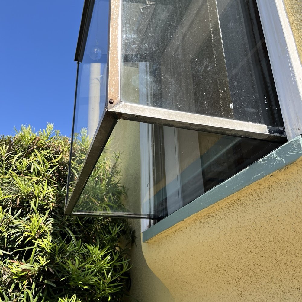 Toro's 24/7 Glass Replacement - Windows Installation Near Me Toro's 24/7 Glass Replacement - Windows Installation Near Me