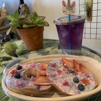 Conversations - Kaleidoscope bagel - Cafes Near Me - Honolulu, Hawaii