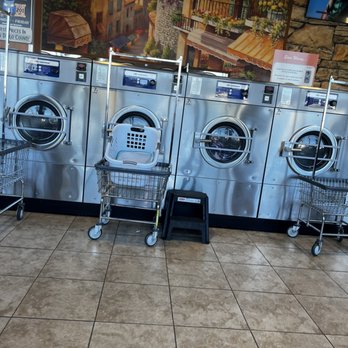 Supreme Clean Laundry - Clean machines - Laundromat Near Me - Chula Vista, California