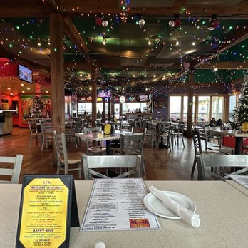 Garlic Brothers Restaurant - All the festive feels! - Seafood Near Me - Stockton, California Garlic Brothers Restaurant - All the festive feels! - Seafood Near Me - Stockton, California