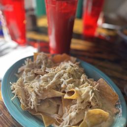 Chicken nachos and horchata