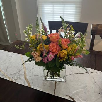 Park Florist - Niece's pic of flower arrangement after delivery - Florists Near Me - Takoma Park, Maryland Park Florist - Niece's pic of flower arrangement after delivery - Florists Near Me - Takoma Park, Maryland