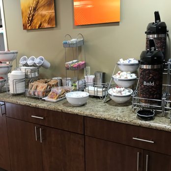 Comfort Suites Mobile East Bay - Continental breakfast - Hotels Near Me - Daphne, Alabama Comfort Suites Mobile East Bay - Continental breakfast - Hotels Near Me - Daphne, Alabama