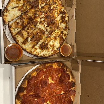 7 Stone Pizzeria - two pizzas in a box - Pizza Near Me - West Des Moines, Iowa