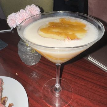 The Metropole Saloon and Restaurant - Caramel apple martini - Steakhouses Near Me - Shamrock, Texas The Metropole Saloon and Restaurant - Caramel apple martini - Steakhouses Near Me - Shamrock, Texas