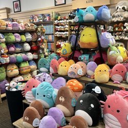 Pat's Hallmark Shop