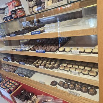 Alaskan Fudge Company - Candy Stores Near Me - Juneau, Alaska