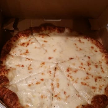 Domino's Pizza - a cheese pizza in a box - Pizza Near Me - Tampa, Florida Domino's Pizza - a cheese pizza in a box - Pizza Near Me - Tampa, Florida