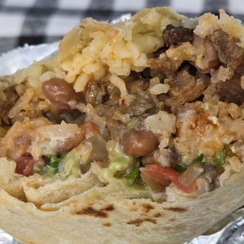 El Mini Taco - Carne asada super burrito - Food Trucks Near Me - Mountain View, California