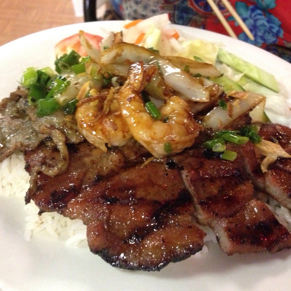 Super Pho - Waialae - Pork chops and shrimp nicely marinaded in fish sauce served on a bed of broken rice. Excellent dish - Vietnamese Near Me - Honolulu, Hawaii Super Pho - Waialae - Pork chops and shrimp nicely marinaded in fish sauce served on a bed of broken rice. Excellent dish - Vietnamese Near Me - Honolulu, Hawaii