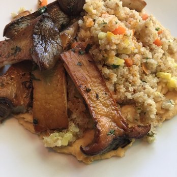 Polo Lounge - Vegan mushroom - New American Near Me - Beverly Hills, California