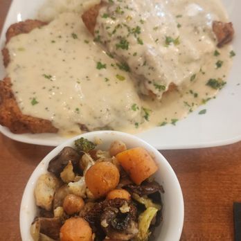 Billy Goat Grub - Chicken fried steak ,whiskey infused gravy, with oven roasted veggies. - Desserts Near Me - Norman, Oklahoma