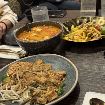 Pii Nong Thai - Thai Near Me - Oakville, Ontario Pii Nong Thai - Thai Near Me - Oakville, Ontario