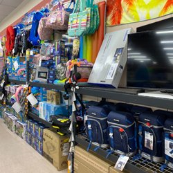 Brands Overstock - camping and pool games, 
TV's and monitors 
whatever the pallet brings!
