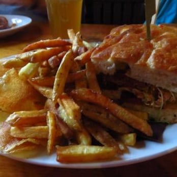 Bar Hop - Pubs Near Me - Toronto, Ontario