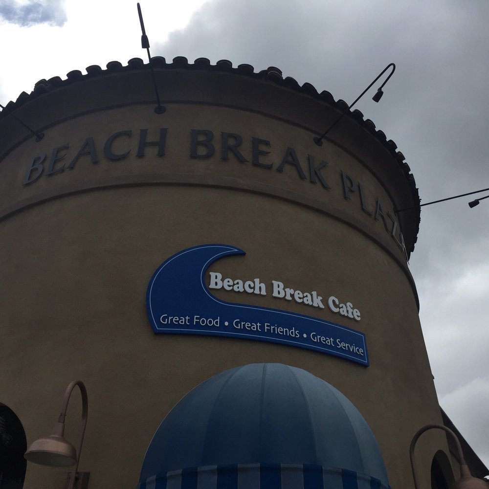 Beach Break Cafe - Expect a wait. This place is POPULAR for breakfast! - Breakfast & Brunch Near Me - Oceanside, California