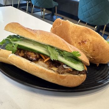 Yums Kitchen - Grilled Chicken Banh Mi - Vietnamese Near Me Yums Kitchen - Grilled Chicken Banh Mi - Vietnamese Near Me