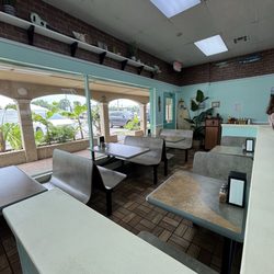 Moondog's Coney Cafe