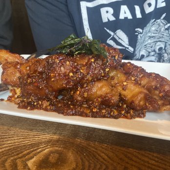Banyan Tree - Crispy garlic chicken. Can't even deny it's amazing but not spicy at all - Thai Near Me - Kent, Washington