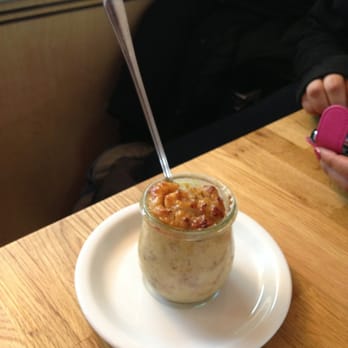 Frau Bäckerin - Home made Äpfel strudde - Cafes Near Me - Berlin, BE
