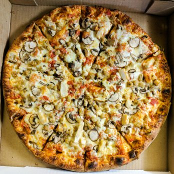 Pizza Break - Large pizza, regular crust, mushrooms, chicken, and Italian sausage - Pizza Near Me - Vaughan, Ontario