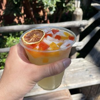 Harbour Galley - Yuzu Lemonade (TikTok: @justandyvu) - New American Near Me - Anaheim, California