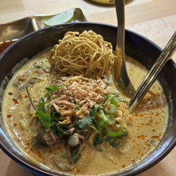 Manaao - Thai Near Me - Tustin, California