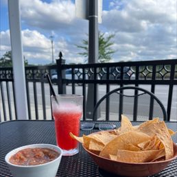 Blended Strawberry Margarita with chips and fresh salsa Blended Strawberry Margarita with chips and fresh salsa