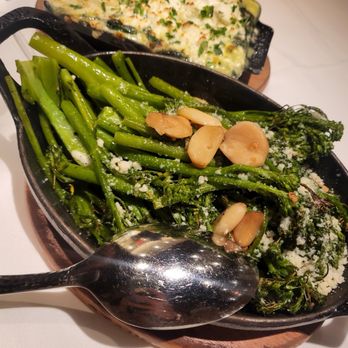 Council Oak Steaks & Seafood - Creamed spinach and broccolini portion are big enough to share - New American Near Me - Gary, Indiana Council Oak Steaks & Seafood - Creamed spinach and broccolini portion are big enough to share - New American Near Me - Gary, Indiana