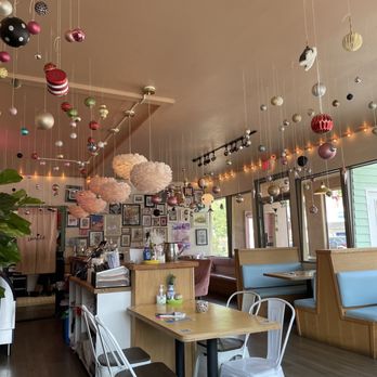 Rukdiew Cafe - Quirky interior - Thai Near Me - Portland, Oregon