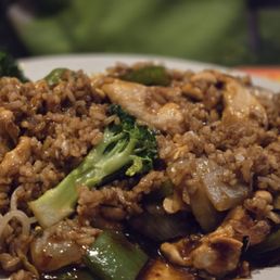 Princess chicken. Loads of chicken, fresh veggies, and peanuts in a spicy sauce. Princess chicken. Loads of chicken, fresh veggies, and peanuts in a spicy sauce.