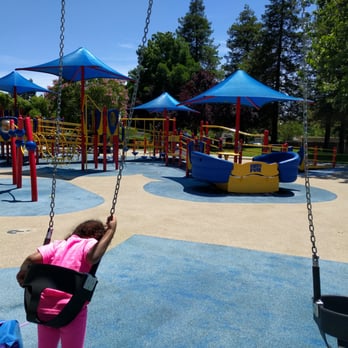 Athan Downs Park - Sunny day at the park - Parks Near Me - San Ramon, California Athan Downs Park - Sunny day at the park - Parks Near Me - San Ramon, California