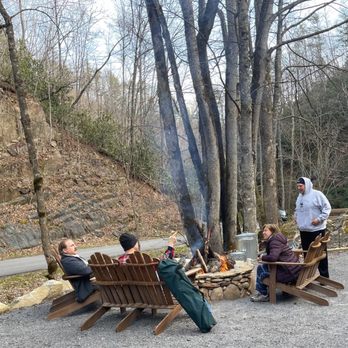 Treehouse Grove - Perfect start to a day - Vacation Rentals Near Me - Gatlinburg, Tennessee Treehouse Grove - Perfect start to a day - Vacation Rentals Near Me - Gatlinburg, Tennessee