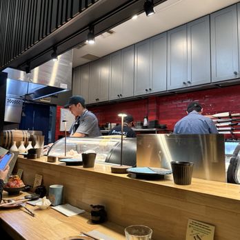 Sonmari - Vibes - Sushi Bars Near Me - Los Angeles, California