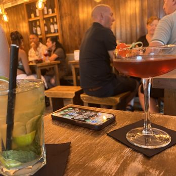 Jam Club - Bars Near Me - Lisbon, 11