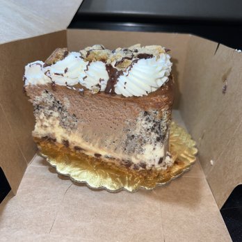 Your Sweets By Kacy - a piece of cake in a box - Desserts Near Me - Mission, Texas