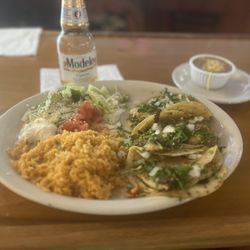 El Coyote Restaurant - Fish tacos entree