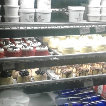 Magnolia Bakery - Cheesecake display - Bakeries Near Me - Chicago, Illinois Magnolia Bakery - Cheesecake display - Bakeries Near Me - Chicago, Illinois
