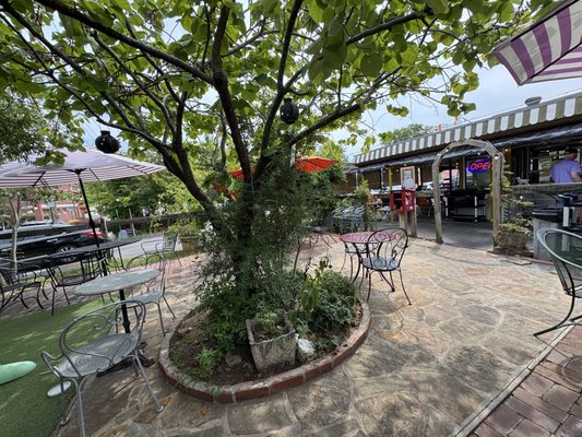 The Root Cafe by null