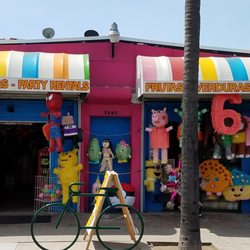 Las Delicias Party Store