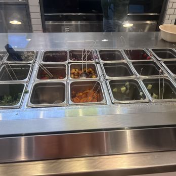 sweetgreen - Healthy Salads, Wraps, and Bowls - Options - Salad Near Me - Arlington, Virginia sweetgreen - Healthy Salads, Wraps, and Bowls - Options - Salad Near Me - Arlington, Virginia