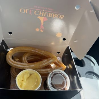 Ole Churros - 3 Churros with Bavarian Cream and Spanish Hot Chocolate - Spanish Near Me - Paradise, Nevada Ole Churros - 3 Churros with Bavarian Cream and Spanish Hot Chocolate - Spanish Near Me - Paradise, Nevada