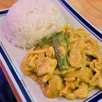 Chun Hong Kong Cafe - Curry chicken rice - Chinese Near Me - Brooklyn, New York