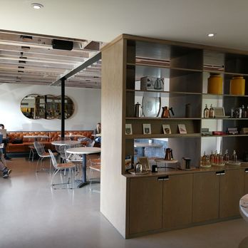 Caffe Luxxe - Comfortable interior - Coffee & Tea Near Me - Malibu, California Caffe Luxxe - Comfortable interior - Coffee & Tea Near Me - Malibu, California