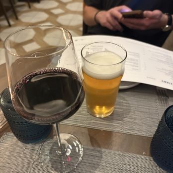 The Quimby - Tempranillo and Kona Big Wave - American Near Me - Queens, New York