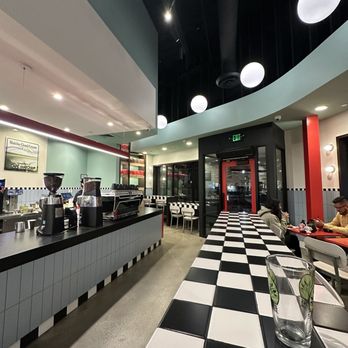 Alfred Coffee - Inside IG: @ammysalamii - Coffee & Tea Near Me - Woodland Hills, California Alfred Coffee - Inside IG: @ammysalamii - Coffee & Tea Near Me - Woodland Hills, California