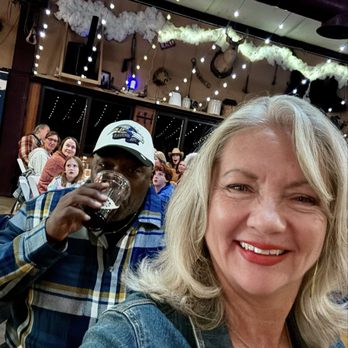 Blazin' M Ranch - Enjoying the show! - New American Near Me - Cottonwood, Arizona