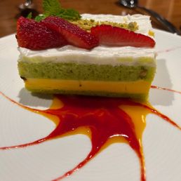 Pistachio Mango Mousse
